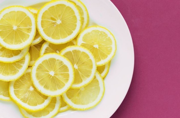 レモンを食べるとキレイになる？レモンウォーターとおすすめレシピ
