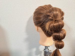 玉ねぎヘア苦手さんに！ゴムが見えないぽこぽこアレンジ