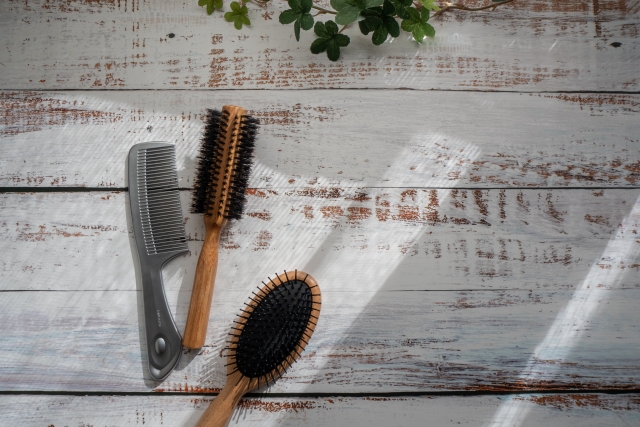 【調査】「ヘアサロンで理想の髪型にしてもらうコツだと思うこと」第１位は？