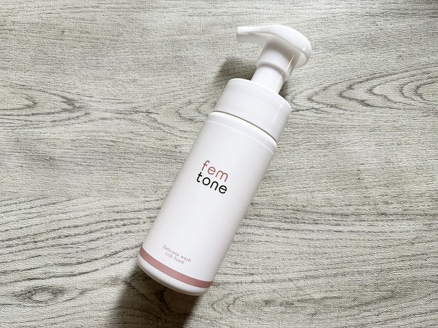 デリケートウォッシュ リッチフォーム［無香料］