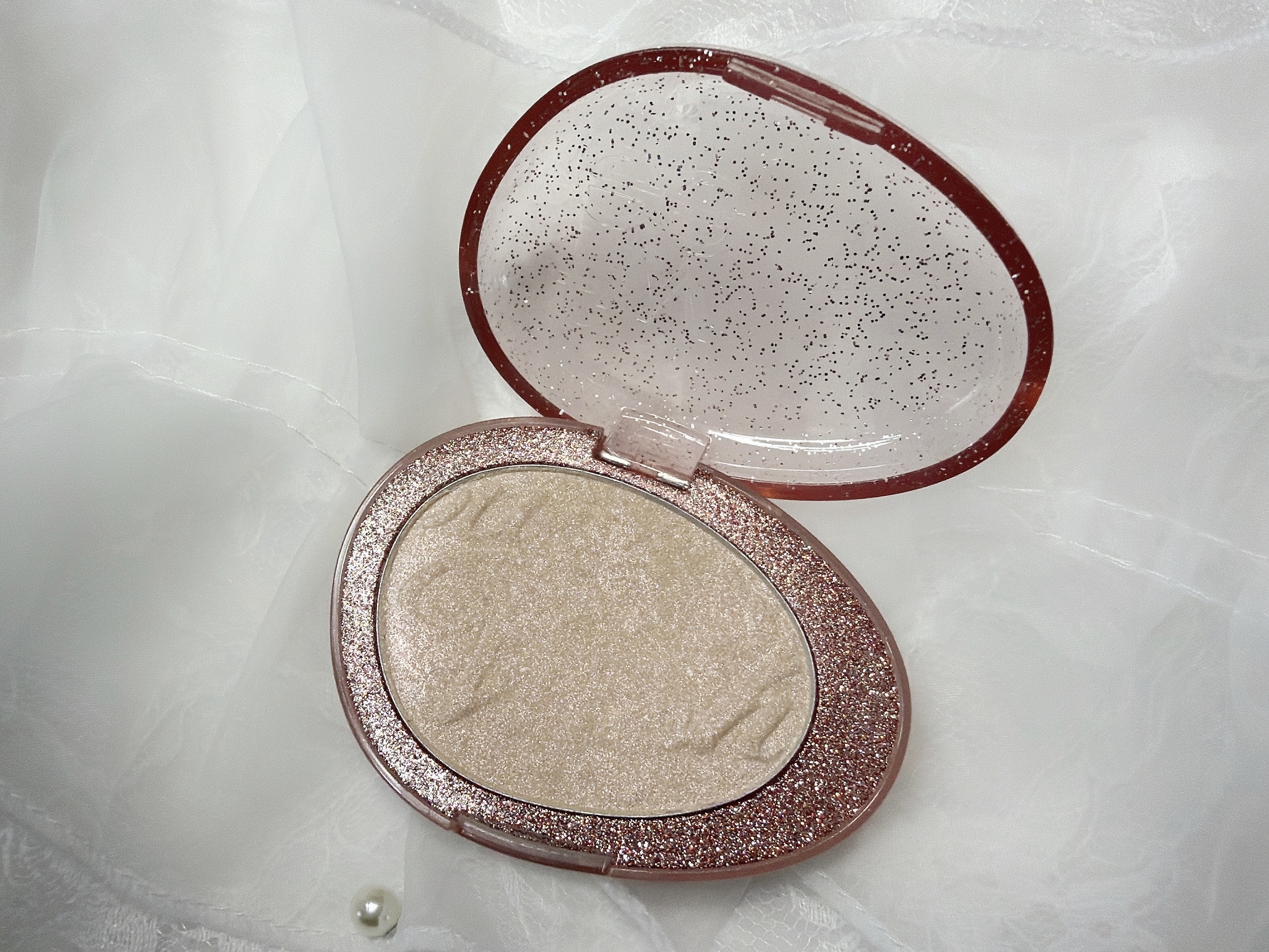 プチプラからデパコスまで!大人気バズりハイライトおすすめ3選