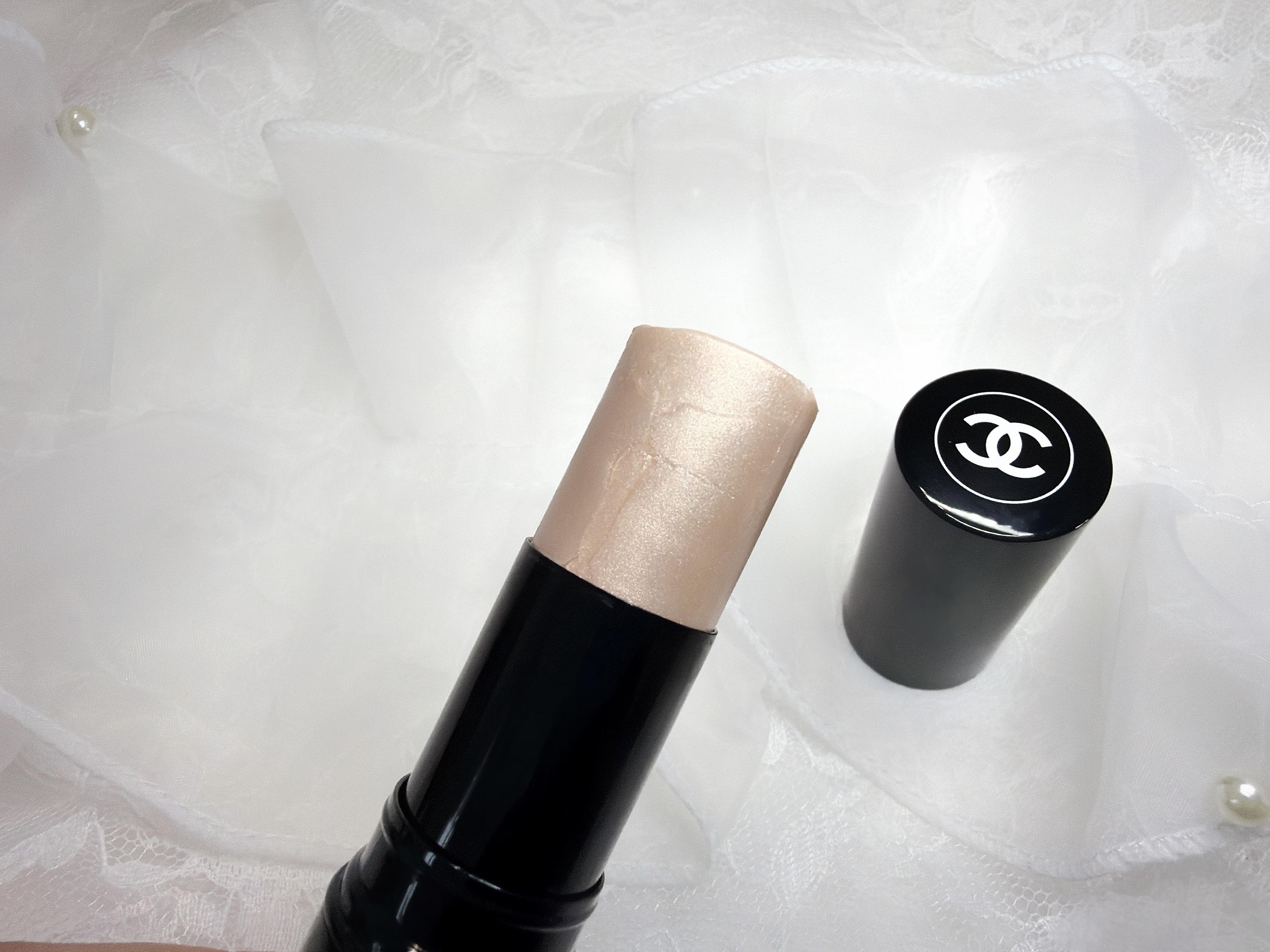 プチプラからデパコスまで!大人気バズりハイライトおすすめ3選