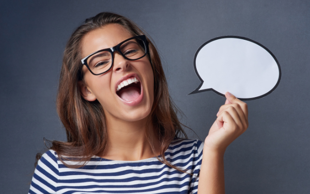  若く聞こえる声の特徴