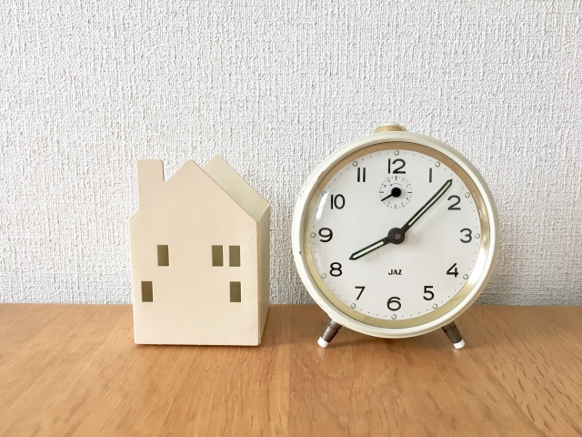 【調査】女性のお出かけ支度、何分かかる？アンケート結果発表！