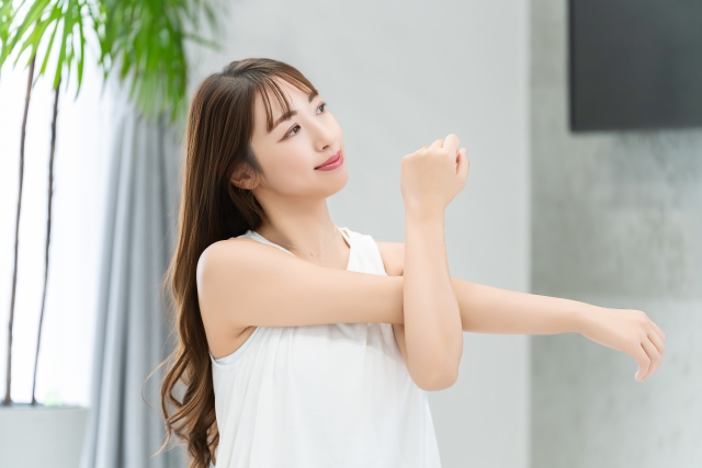 これなら毎日続けられる!布団で寝ながらできる簡単ストレッチ6選