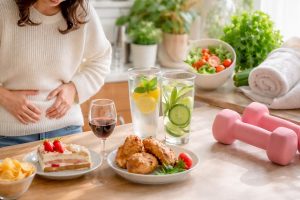 食べすぎた翌日のNG行動3つ！その習慣、逆に太ります