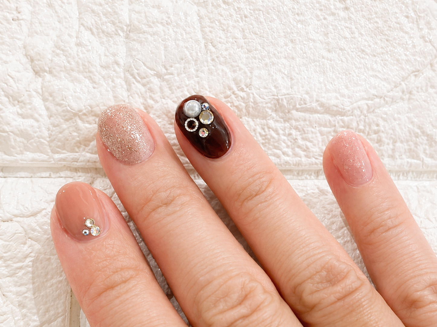 ぷるんツヤで指先が見違える！「Gelee by Decorative Nail」で楽しむセルフジェルネイル