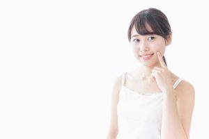 大人ニキビの原因は？できてしまったときの対策や予防方法をご紹介します