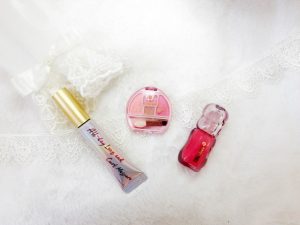 コレ買わないと後悔する！？あざと可愛いメイクアップアイテム3選