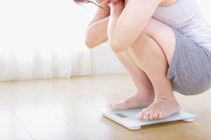 食べていないのに太るのはなぜ？考えられる原因と見直しポイントをチェック